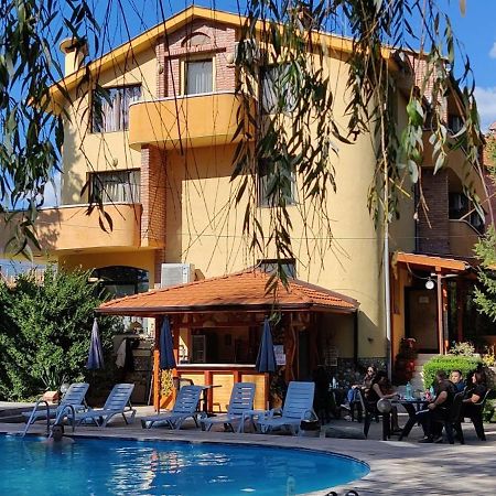 Family Hotel IV Velingrad Ngoại thất bức ảnh