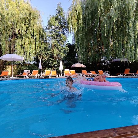 Family Hotel IV Velingrad Ngoại thất bức ảnh