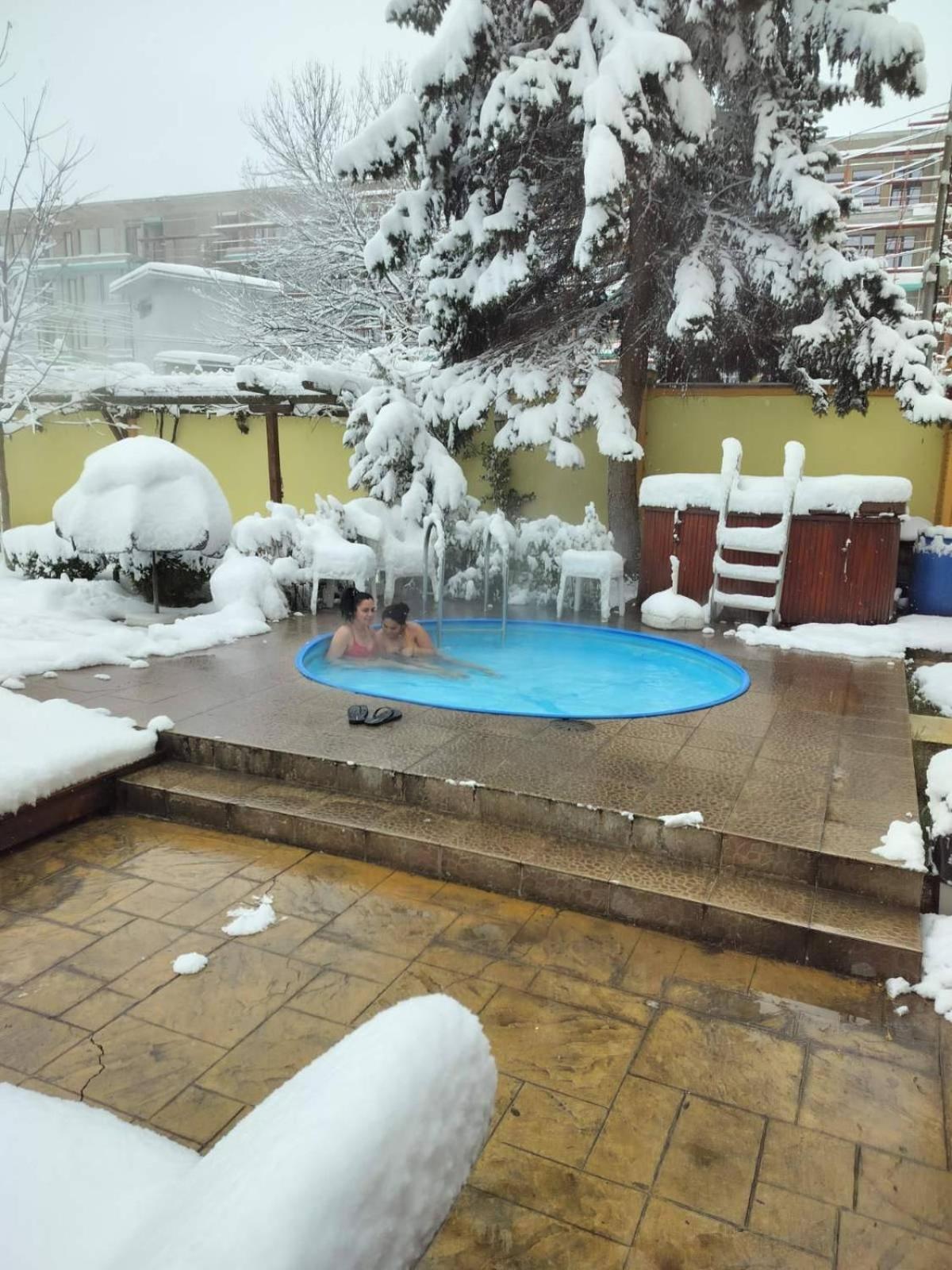 Family Hotel IV Velingrad Ngoại thất bức ảnh