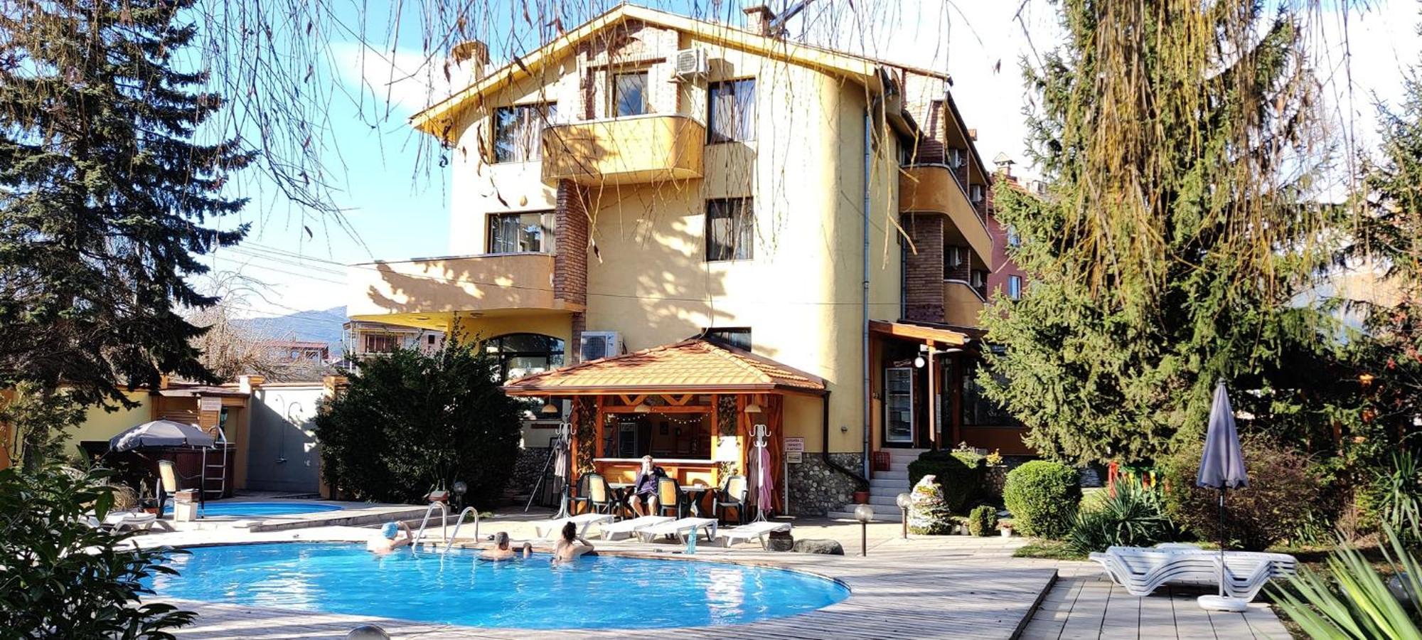 Family Hotel IV Velingrad Ngoại thất bức ảnh
