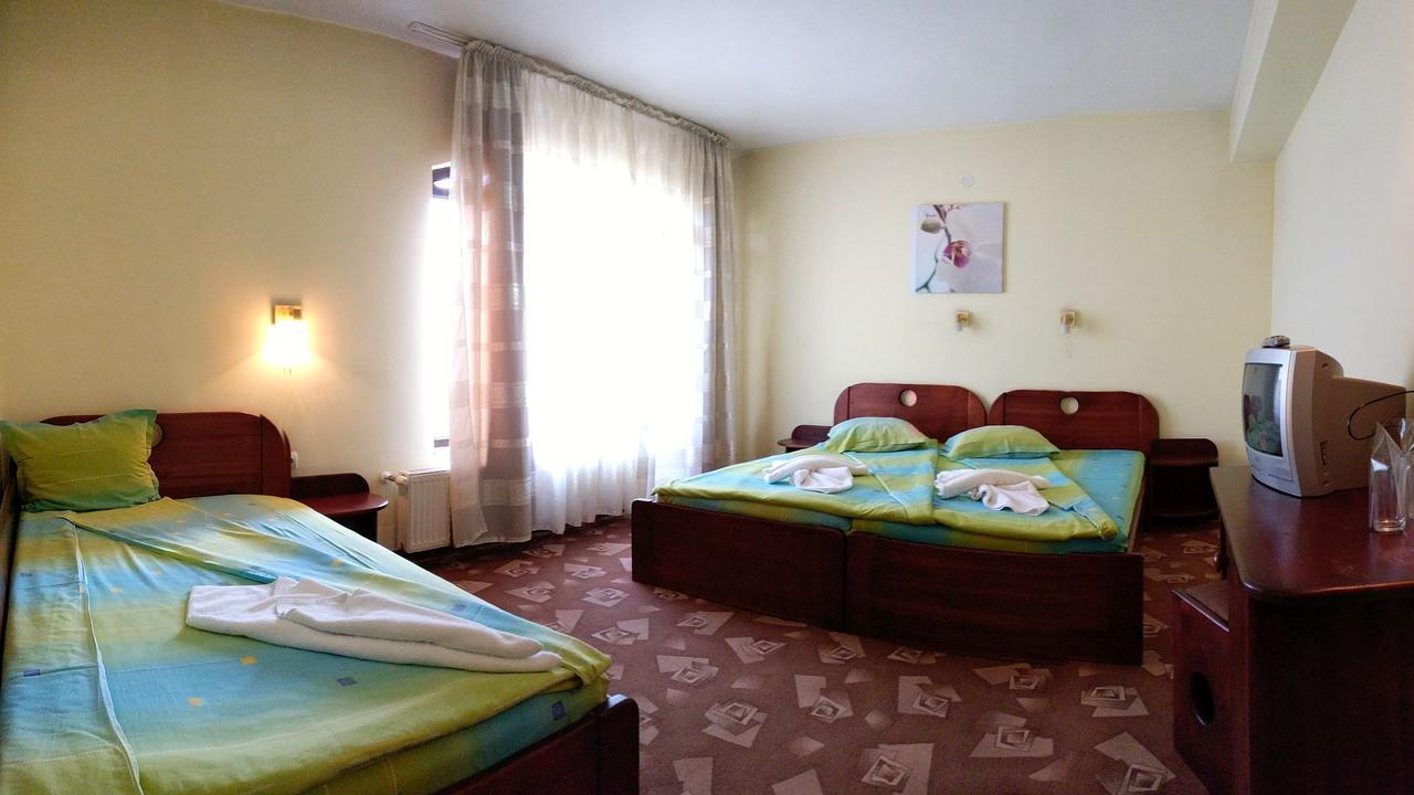 Family Hotel IV Velingrad Phòng bức ảnh