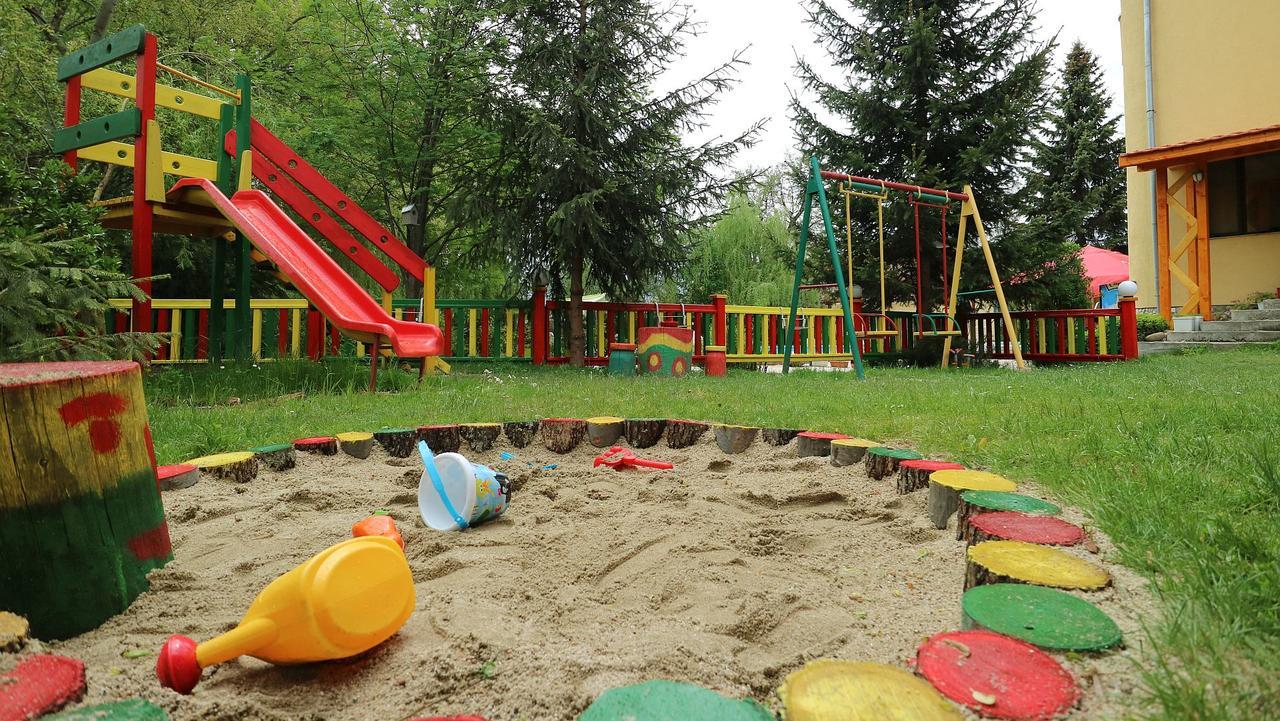 Family Hotel IV Velingrad Ngoại thất bức ảnh